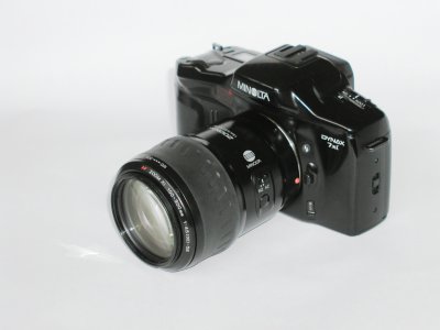Dynax 7xi z AF 100-300/4.5-5.6 xi