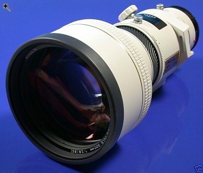 300F2.8 APO