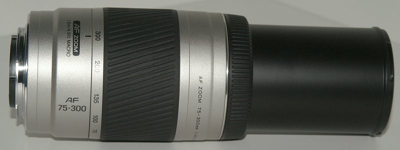 75-300 mm f/4.5-5.6 D silver