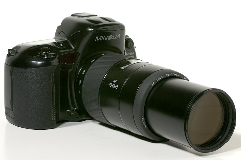Dynax 800si and AF 75-300/4.5-5.6 new zoom lens