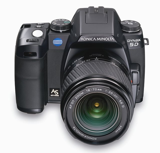 MINOLTA Dynax 5 Digital and AF DT 18-70 mm f/3.5-5.6 (D)