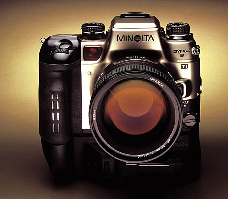 MINOLTA 9TI + AF 85/1.4 G lens - photo from www.xitek.com